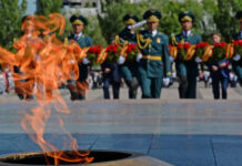 Борбордо “Өлбөс полк” жүрүшү өтүүдө