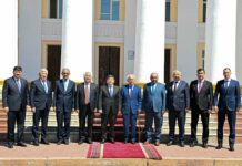 Акылбек Жапаров пригласил бывших премьеров посмотреть, как работает кабмин