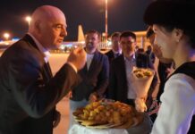 Президент ФИФА впервые прибыл в Кыргызстан