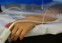 1 жаштагы баланын өлүмүн атайын комиссия иликтейт