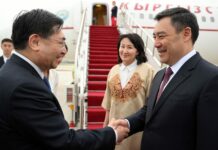 Садыр Жапаров кытайлык «Жэньмин жибао» гезитине маек берди