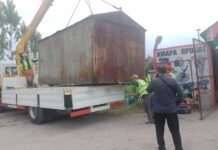 В Бишкеке демонтировали незаконные объекты, принадлежащие СТО