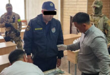 В Бишкеке участковый вымогал деньги у владельца массажного салона за «крышевание»