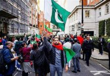 Пакистандын өкмөтү Исламабадга армиянын киришине уруксат берди