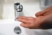 ГУВД просит жителей Бишкека не перекрывать дороги из-за нехватки воды