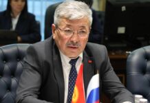 Адылбек Касымалиев Кыргызстан Россияга каршы санкцияларды колдобой турганын билдирди