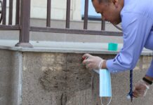 Наркоборцы провели акцию по борьбе с уличной рекламой наркотиков