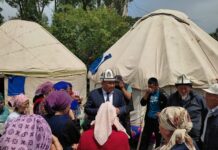 ЧП в аэропорту Каракола. Государство окажет помощь семьям погибших