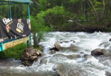 На юге КР мужчина погиб на отдыхе, фотографируясь у реки