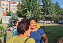 Рита Карасартова менен активист Атай Бейшенбек үй камагына чыкты