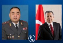 Улан Ниязбеков түркиялык кесиптешин кызмат орду менен куттуктады