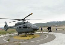 Акылбек Жапаров на вертолете посетил ряд объектов в Иссык-Кульской области