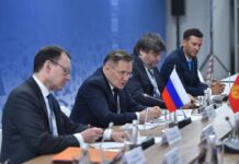 Акылбек Жапаров обсудил с главой «Росатома» строительство АЭС в КР