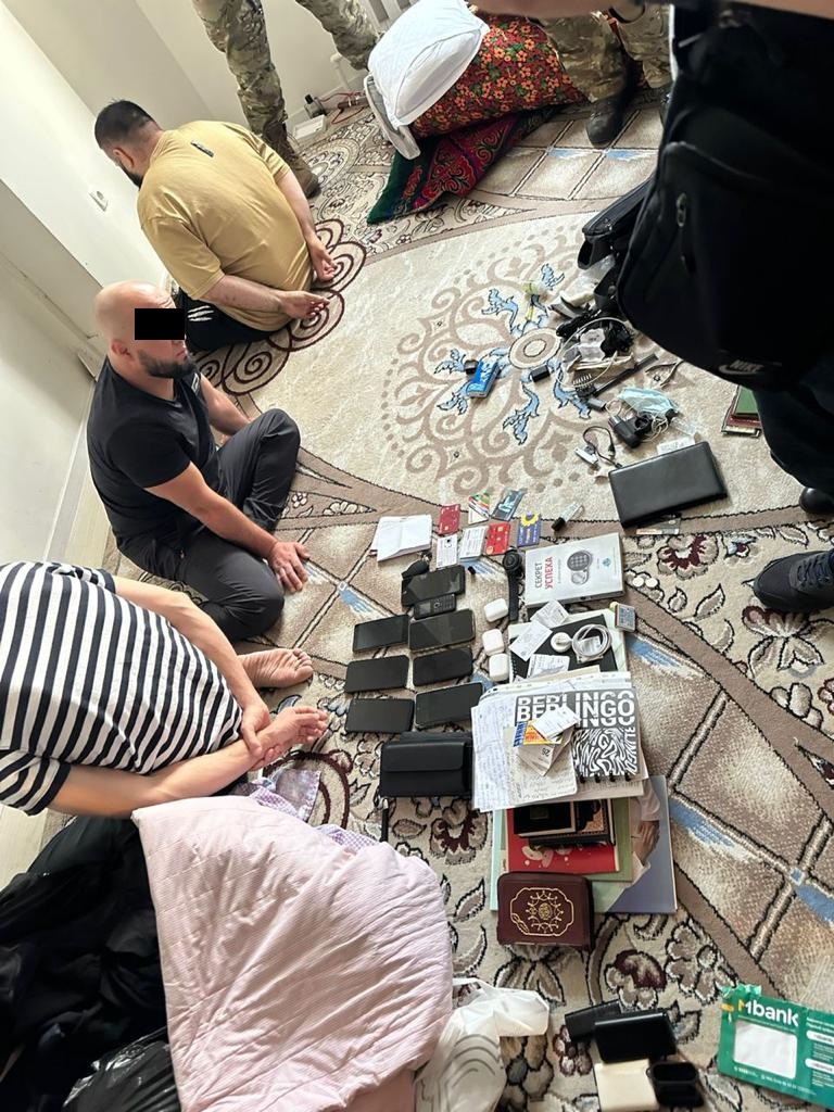 99b4c67c 0360 4408 b665 f3082008b9cd В Бишкеке задержаны разыскиваемые члены МТО - фото