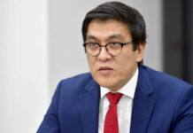 Эл өкүлдөрү Эдил Байсаловду кызматтан алуу сунушун колдоду