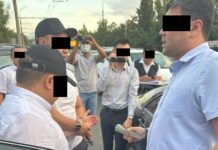 Чүй прокуратурасынын башкы адиси пара менен кармалды