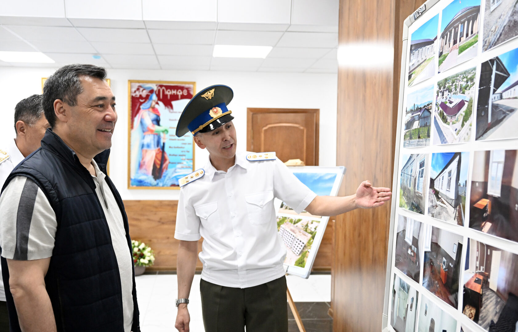 dos 5580 Жапаров и Ташиев открыли новое здание Управления ГКНБ по Таласской области 