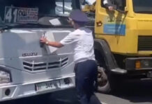 ВИДЕО: №41 автобустун айдоочусу милиционерди сүзүп кете жаздады