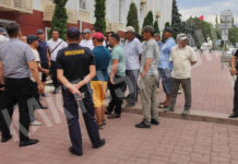 “Сугат суу жок”: дыйкандар митингге чыгышты