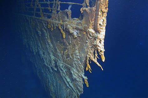 th 19 «Титаникке» барган туристтик кайык байланышка чыкпай жатат
