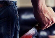 Өзбекстанда жаран эки кызын жана уулун бычактап өлтүрүп, өзүнө да кол салды