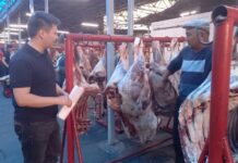 Сотрудники антимонополии промониторили цены на мясо на Ошском рынке