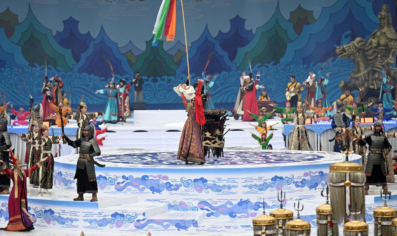 0f5a2f65 20f2 48d7 8937 8724f67bf7bd Жапаров и первая леди приняли участие в открытии национального праздника Монголии