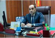 Тазалыковцы потребовали отставки главы предприятия Рамиза Алиева