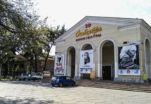 Здание кинотеатра «Октябрь» передано Чуйскому областному театру