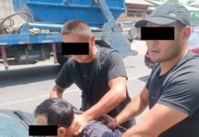 Ноокатта 3 килограммга жакын баңгизат алып жүргөн жарандарды кармашты