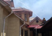 В Бишкеке в жилом доме произошел пожар — фото