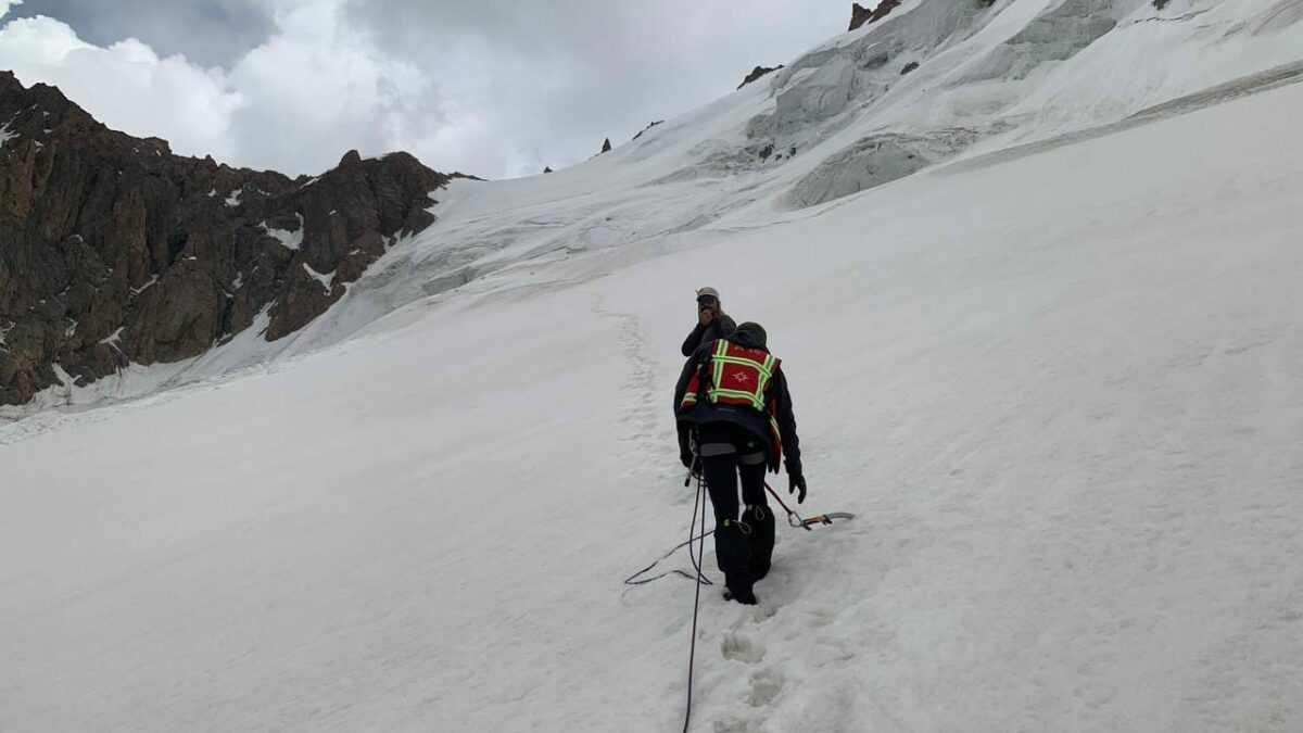 361588804 669065931932803 8183332430159918566 n В горах Ала-Арчи ищут пропавшего иностранного альпиниста