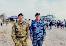 Милиционерлер Ысык-Көлгө чөгүп бара жаткан 18 жаштагы жигитти куткарып калышты