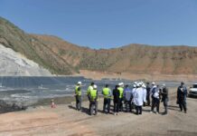 Глава кабмина посетил урановые хвостохранилища в Жумгале — фото