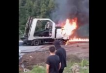 На трассе Бишкек-Ош трал перевернулся и загорелся, есть погибшие