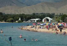 ВИДЕО: Батыш автобекетинде Ысык-Көлгө каттаган маршрутка жок