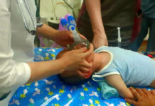 Дарыгерлер 7 айлык наристени аман алып калышты