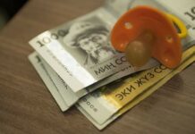 С 1 января 2024 года пособие по беременности и родам поднимут на 100%