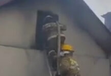 В Бишкеке произошел пожар в жилом доме — видео