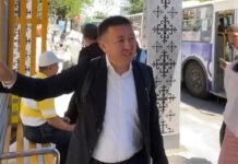 Главный архитектор Бишкека показал новую остановку на Абдрахманова — Киевской