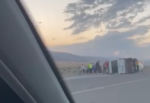 На объездной в результате ДТП перевернулась маршрутка, пострадали пассажиры