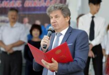 Суд вынес приговор бывшему директору школы №61 Юрию Низовскому