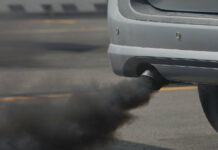 В Бишкеке штрафуют машины, загрязняющие воздух выхлопными газами