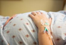 В Оше 23-летняя девушка скончалась после родов