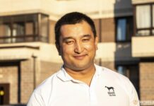 В Питере таксист-кыргызстанец принял роды у пассажирки