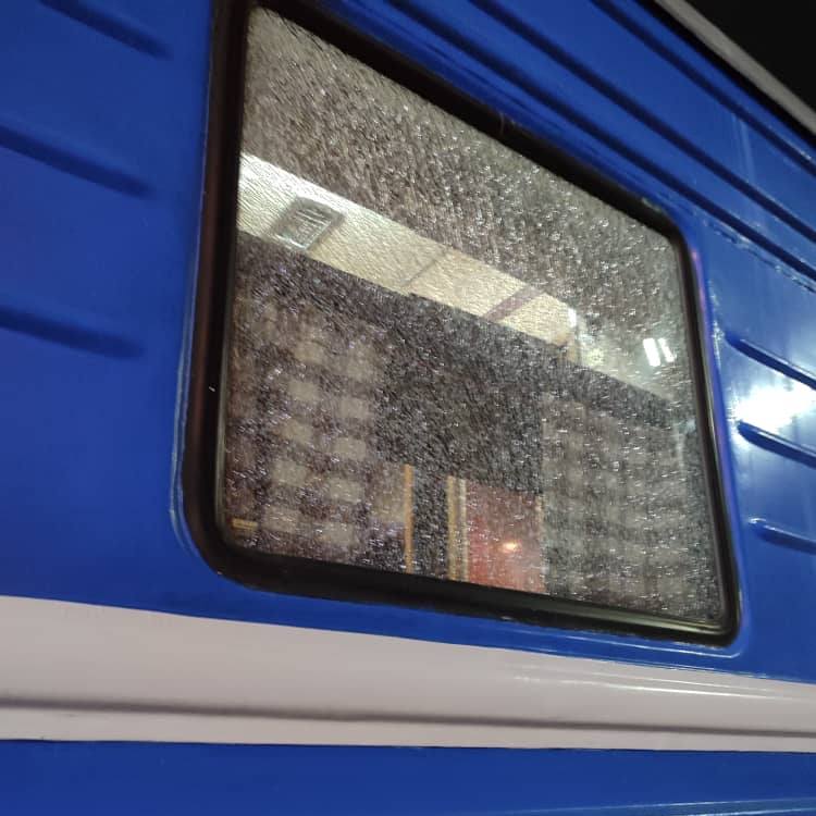 363386550 586715913670248 8332959633644481964 n Вандалы разбили окна в вип-вагонах поезда "Балыкчи - Бишкек" - фото