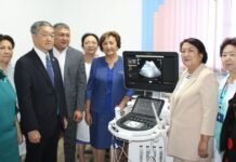 Жапония Бишкектеги медборборго УЗИ аппаратын белек кылды