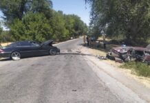Чүйдө жол кырсыктан бир адам каза тапты, үчөө ооруканада