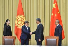 Кыргызстан менен Кытай 6 маанилүү документке кол коюшту