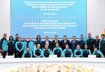 Жапаров и Ташиев встретились с футболистами «Барселоны» — фото